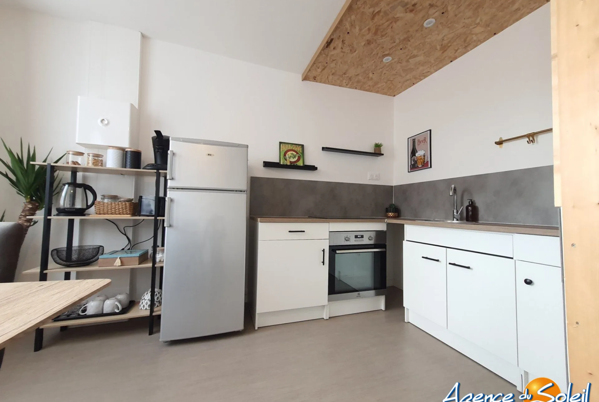Appartement T3 rénové au cœur de Gruissan, proche commodités 