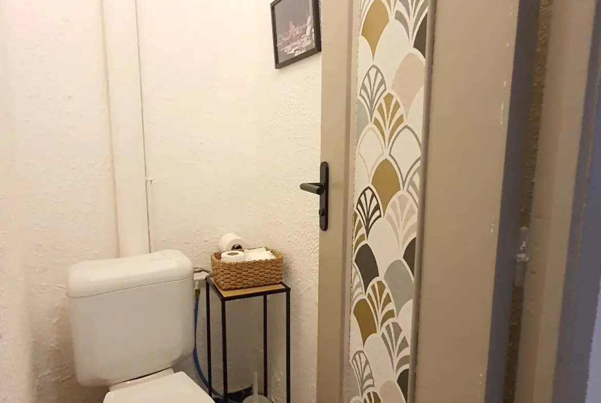 Appartement T3 rénové au cœur de Gruissan, proche commodités 