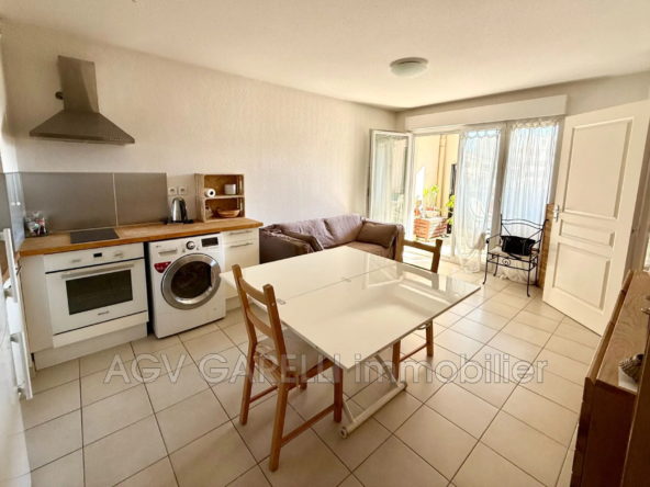 Appartement T2 récent avec terrasse et garage à Toulon Est