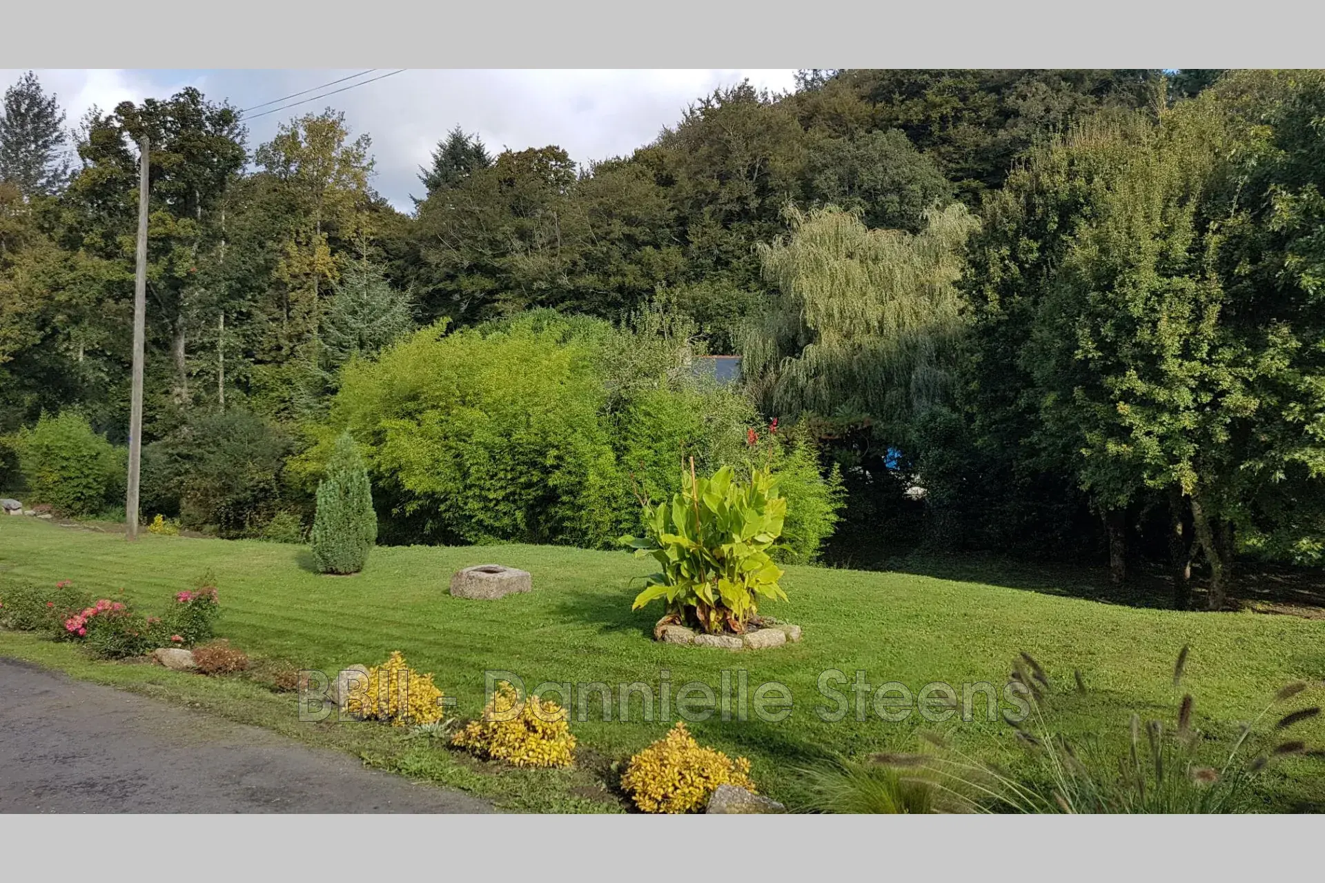 Maison de 340 m² avec restaurant au bord de l'étang du Pellinec à Canihel 