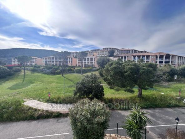 Appartement 2 pièces avec terrasse et parking à Cap Esterel, Agay
