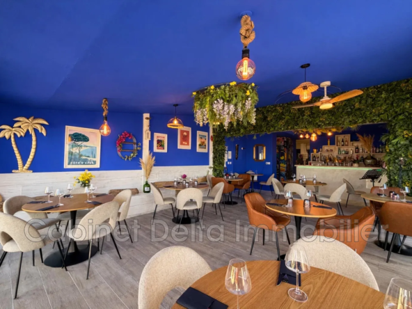 À vendre local commercial restaurant à Six-Fours-les-Plages avec fort passage