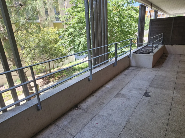 Appartement T2 de 42m² avec terrasse à Juvignac - Résidence sécurisée