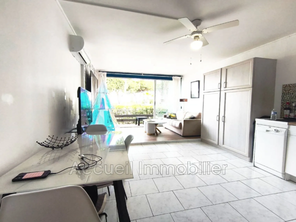 Studio avec vue mer à Port Camargue, piscine et terrasse - Idéal résidence secondaire