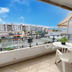 Studio à vendre à Juan les Pins de 26 m² avec terrasse et cave, emplacement idéal