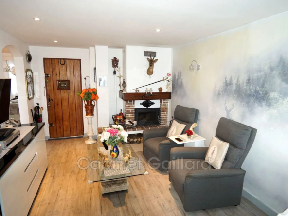 Appartement duplex avec piscine et terrasse à Peymeinade