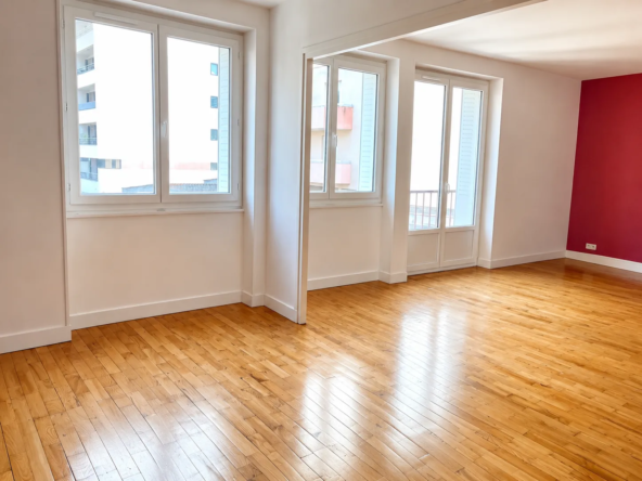 Appartement T4 idéalement situé à Clermont-Ferrand avec cave et garage