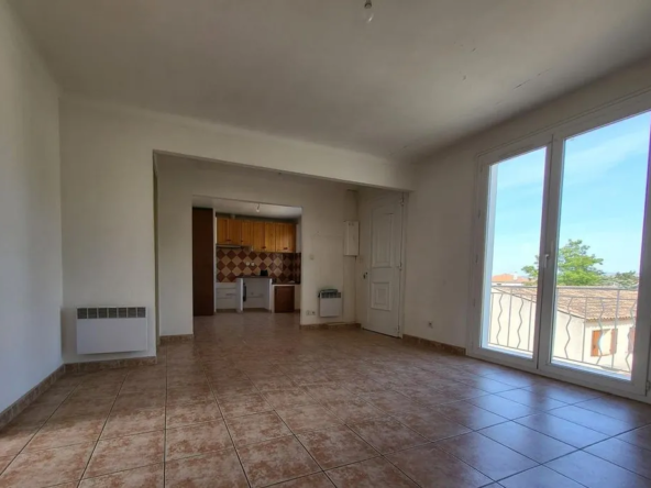 Bel appartement T3 lumineux avec combles aménageables à Châteauneuf-les-Martigues
