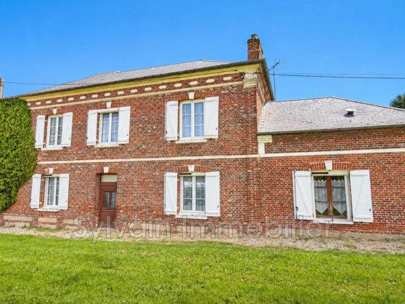 Maison de caractère à Saint-Aubin-en-Bray avec studio indépendant