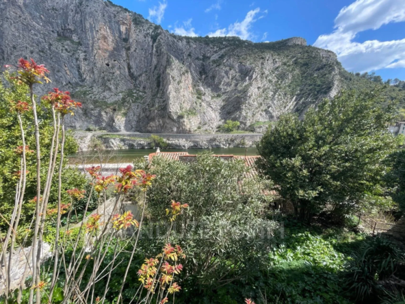 Maison de village en pierre avec jardin à vendre à Anduze (30140)