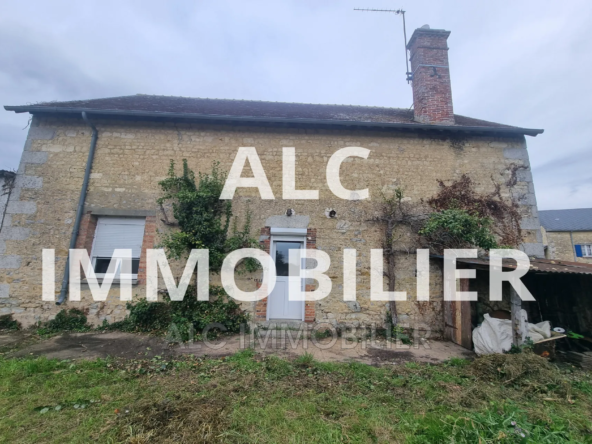 Maison à vendre au Mêle-sur-Sarthe - 61m² avec terrain et garage