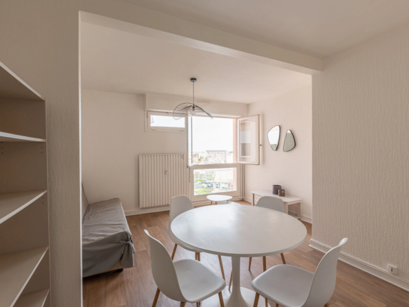 Studio à vendre à Saint-Brieuc Quartier Robien - 25 m² rénovés