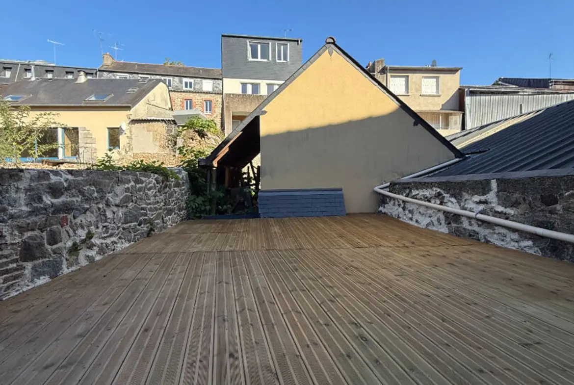 Appartement T2 rénové avec terrasse à Saint-Brieuc en vente 