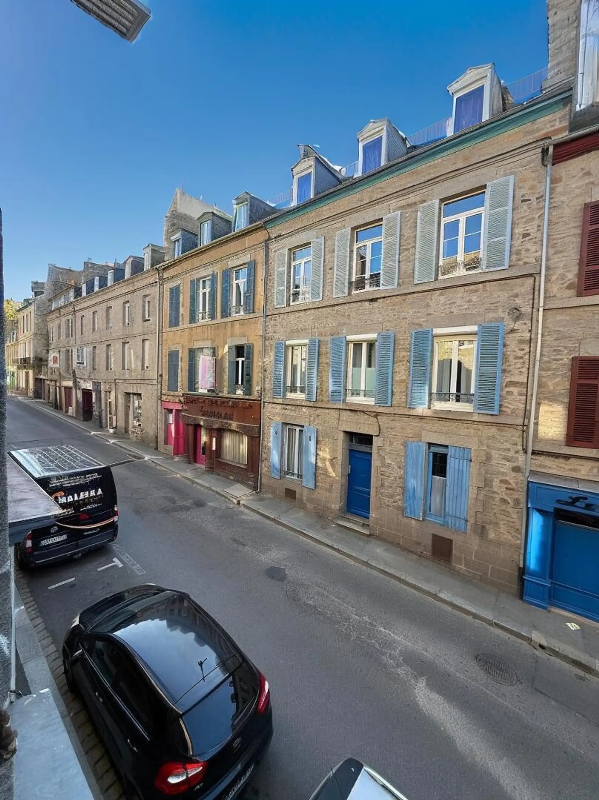 Appartement T2 rénové avec terrasse à Saint-Brieuc en vente 