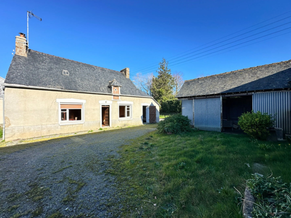 Ancienne ferme à rénover à Yffiniac - Grand terrain arboré et potentiel d'aménagement