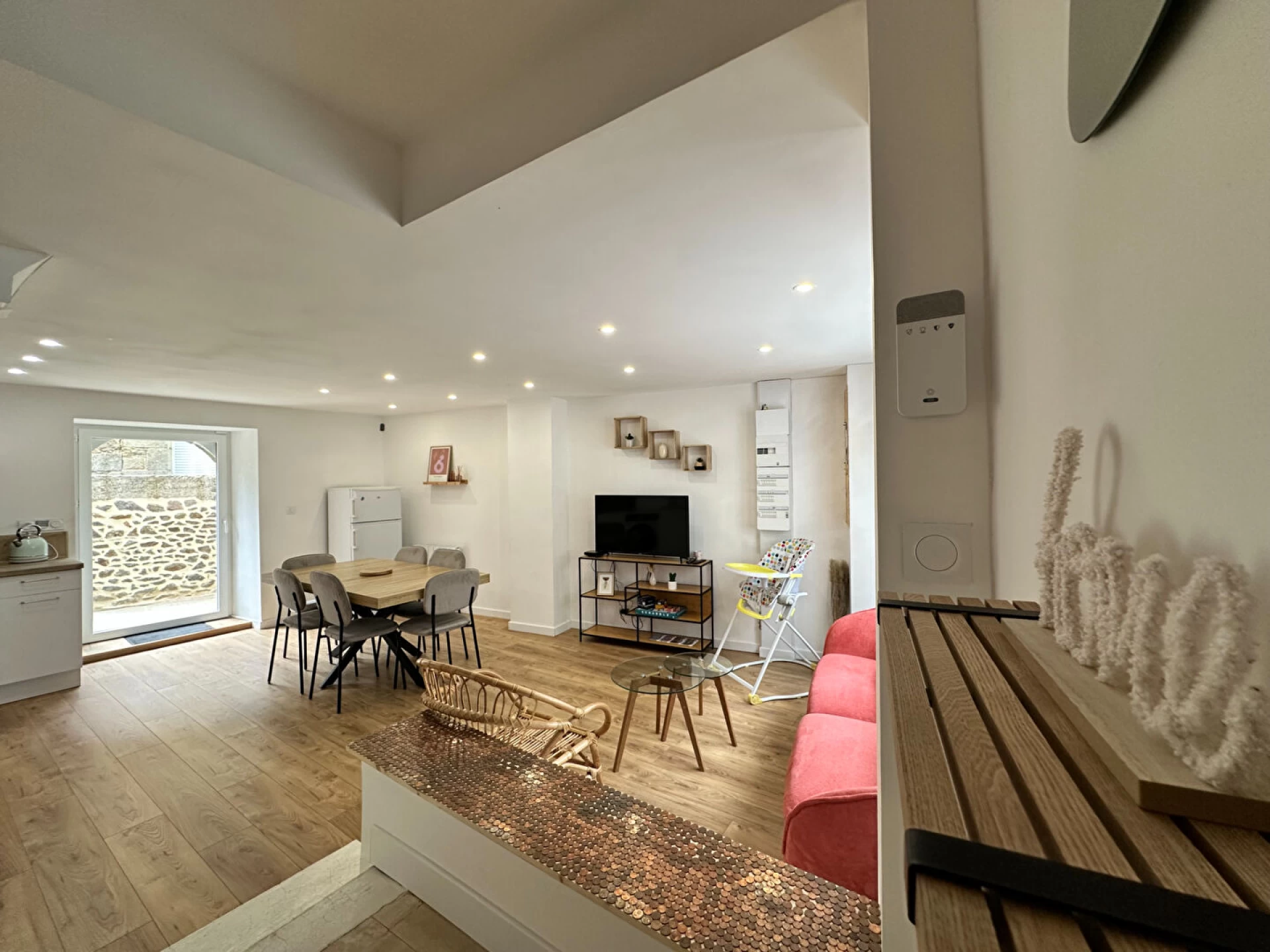 Investissement locatif de qualité au centre de Saint-Brieuc avec 3 chambres et cour privée 