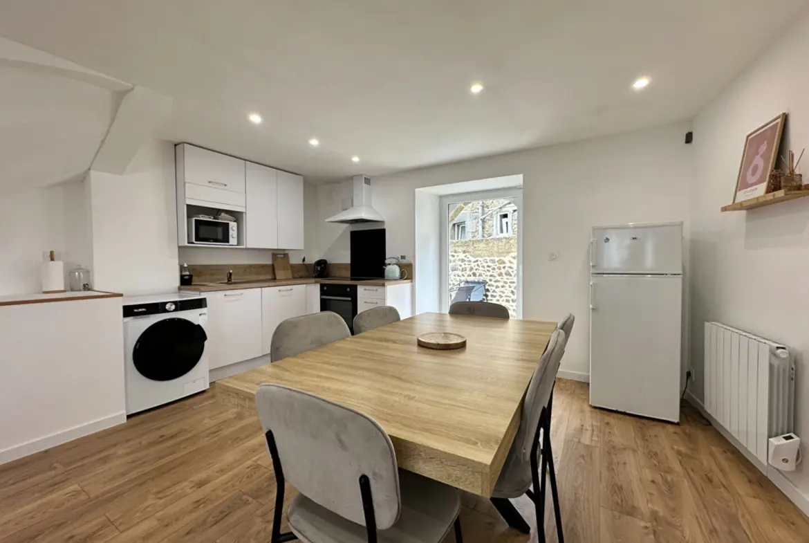Investissement locatif de qualité au centre de Saint-Brieuc avec 3 chambres et cour privée 