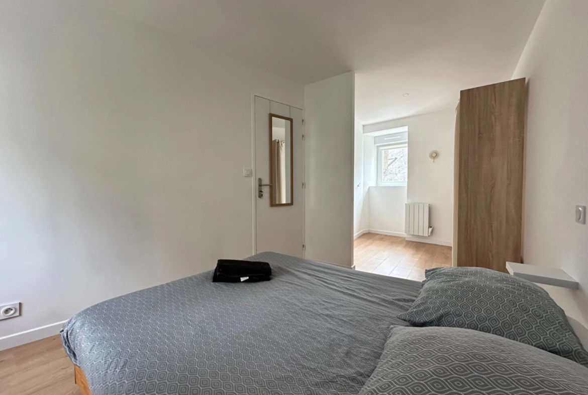 Investissement locatif de qualité au centre de Saint-Brieuc avec 3 chambres et cour privée 