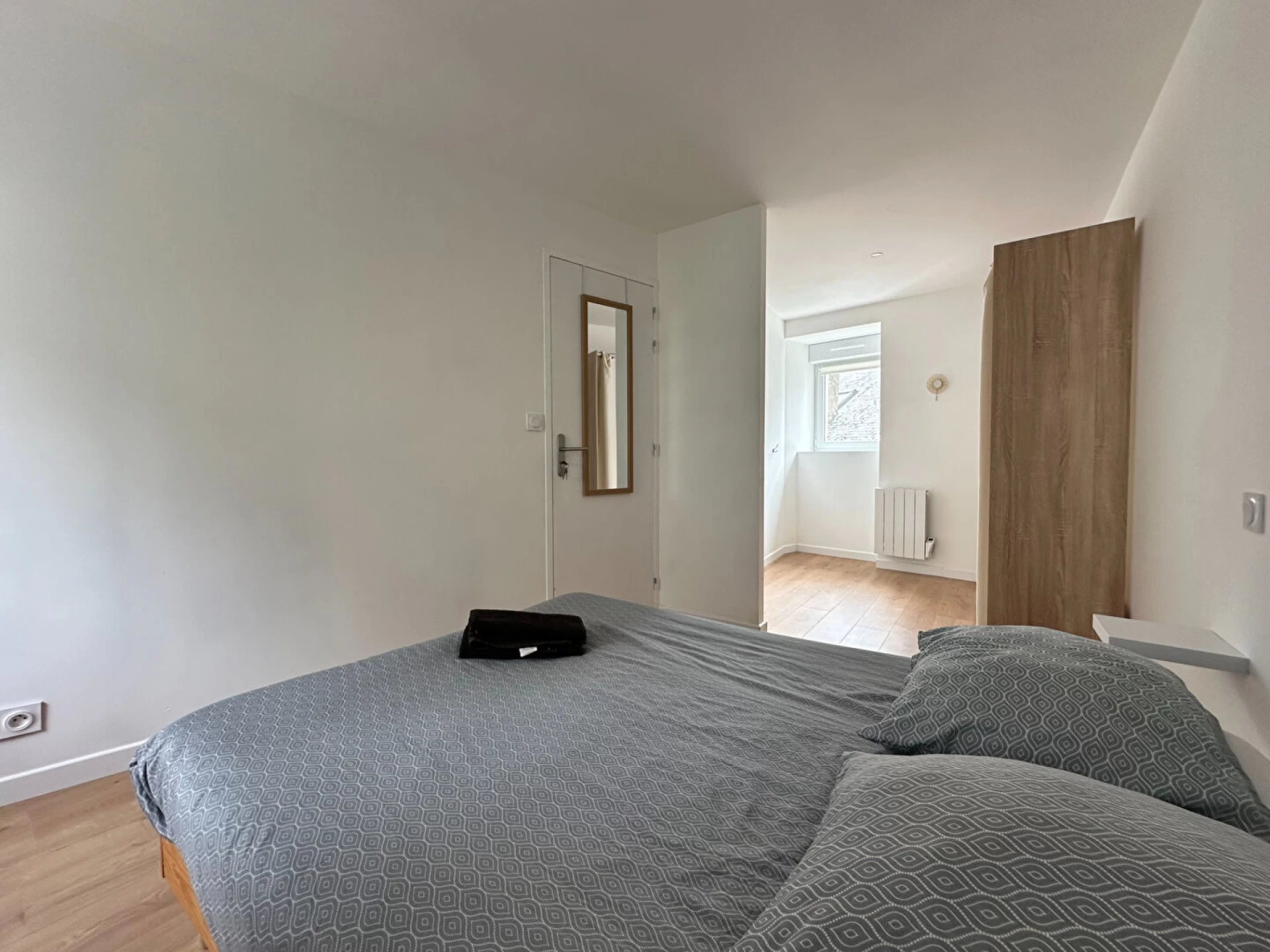 Investissement locatif de qualité au centre de Saint-Brieuc avec 3 chambres et cour privée 