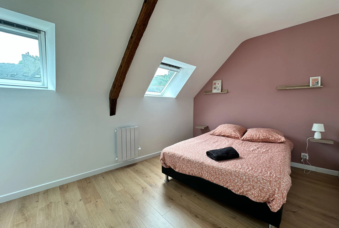 Investissement locatif de qualité au centre de Saint-Brieuc avec 3 chambres et cour privée 