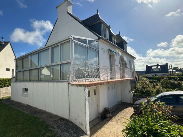 Maison néo-bretonne à vendre à Pommeret avec 3 chambres et jardin agréable