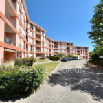 A vendre appartement 2 pièces de 62 m² à Grasse avec loggia, parking, cave
