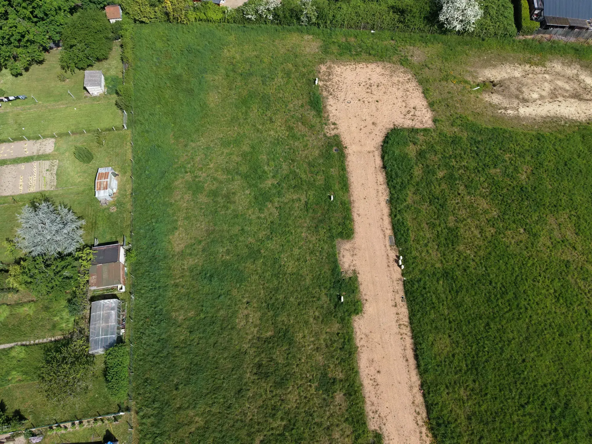 Terrains constructibles à Vendat - Centre-bourg, plusieurs superficies et prix 