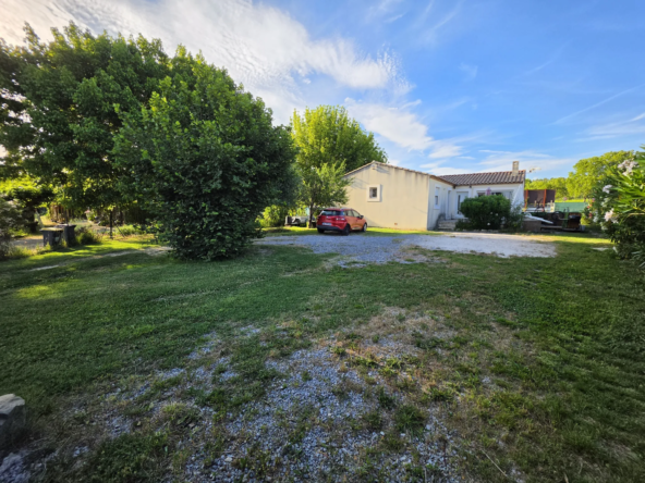 À vendre maison de plain-pied de 130m² à Quissac avec terrain piscinable
