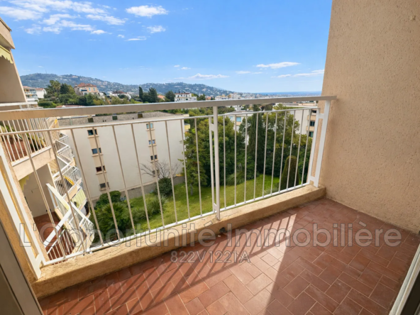 Grand studio avec vue mer à Cannes Tassigny, résidence senior autonome