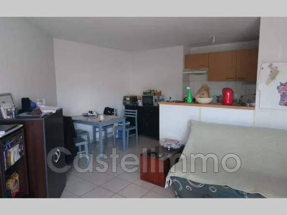 Appartement T2 sécurisé avec parking à Castelsarrasin – Opportunité d'investissement