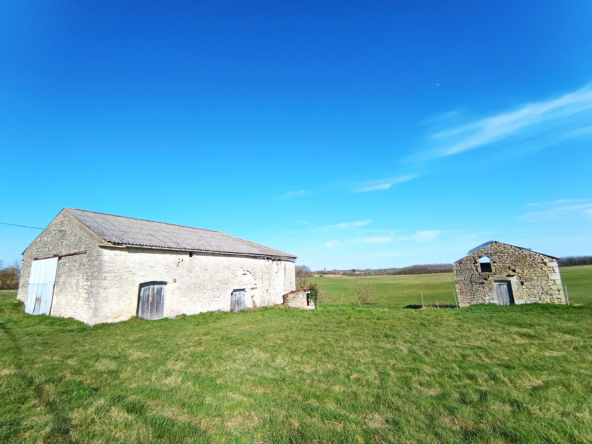 Ferme à rénover dans le Lot avec terrain de 4415 m² et grand potentiel