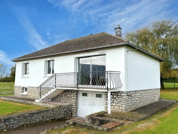 Pavillon à Blargies avec terrain clos de 1100 m², à rafraîchir