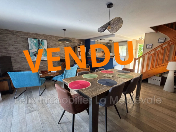 Belle maison rénovée avec 3 chambres à Sarlat-la-Canéda, proche commodités