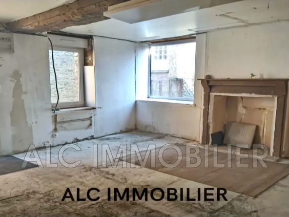 Maison de village à rénover de 67,54 m² à Javron les Chapelles