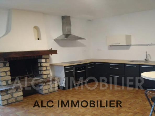 À vendre maison de 103,74 m² avec terrain à Averton, proche Alençon