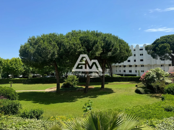 Studio cabine de 26 m² à La Grande-Motte avec vue jardin