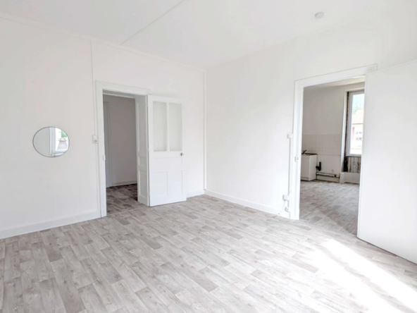 Appartement T3 rénové à Oyonnax proche centre-ville - 72 m² avec cave