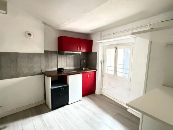 Appartement 2 pièces à Gardanne en centre-ville avec proximité commerces