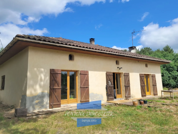 Propriété à vendre avec maison, bergerie et piscine proche de l'océan à Laluque