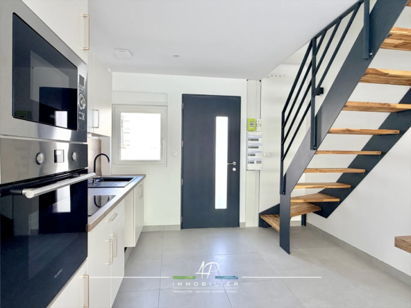 Appartement T2 rénové avec terrasse à Dijon, proche centre-ville