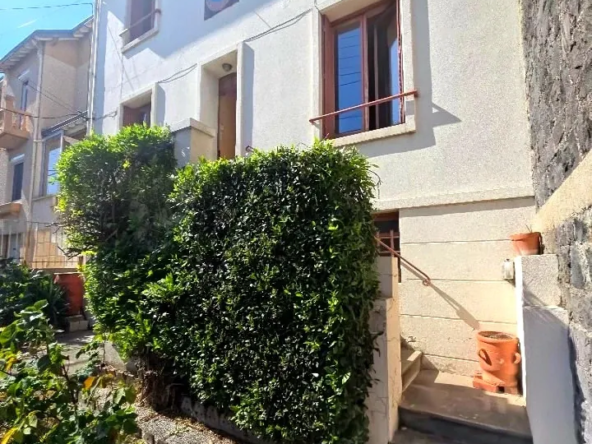 Grande maison à Clermont-Ferrand de 130 m² avec jardin et garage - Quartier Neuf Soleils