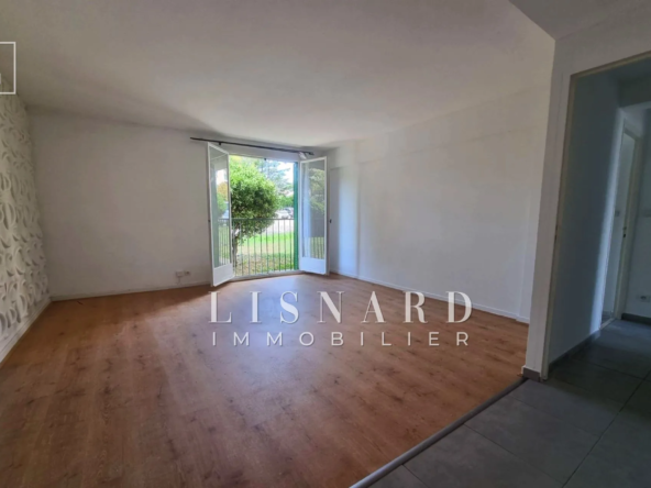 Vente appartement 3 pièces à Vallauris proche du col Saint-Antoine