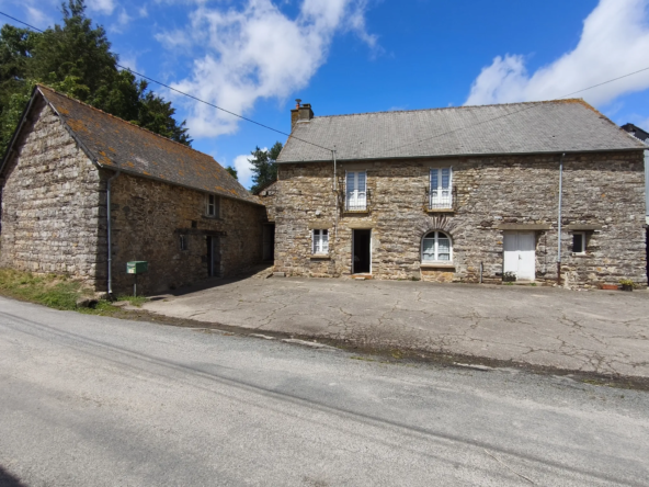 Maison à Maxent de 82 m² avec dépendances et potentiel de rénovation