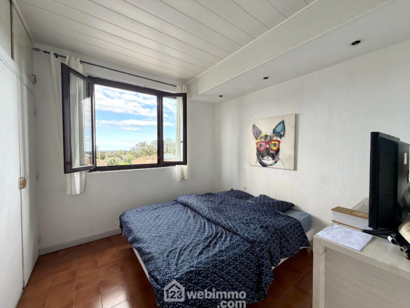 Appartement de 63 m² à Biguglia, dernier étage avec vue montagne dans le quartier Ficabruna