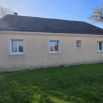 Maison de plain-pied avec 3 chambres, garage et jardin proche de Valmont