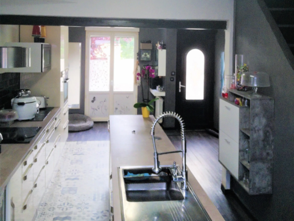 Maison à vendre à Albert avec piscine, jardin et garage - Charme et confort