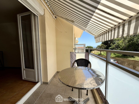 Bel appartement de 58 m² à Bastia avec terrasse, parking et résidence rénovée