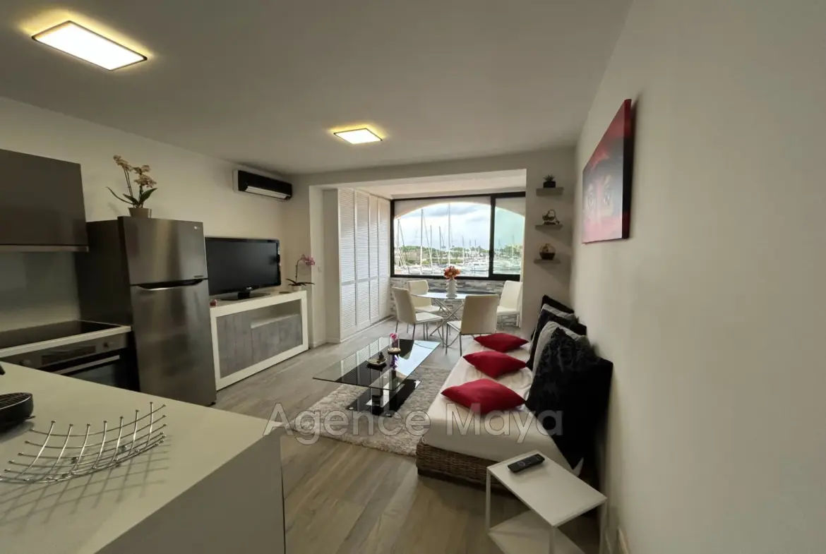 Appartement rénové avec vue mer à Cogolin – Idéal vacances ou résidence principale 
