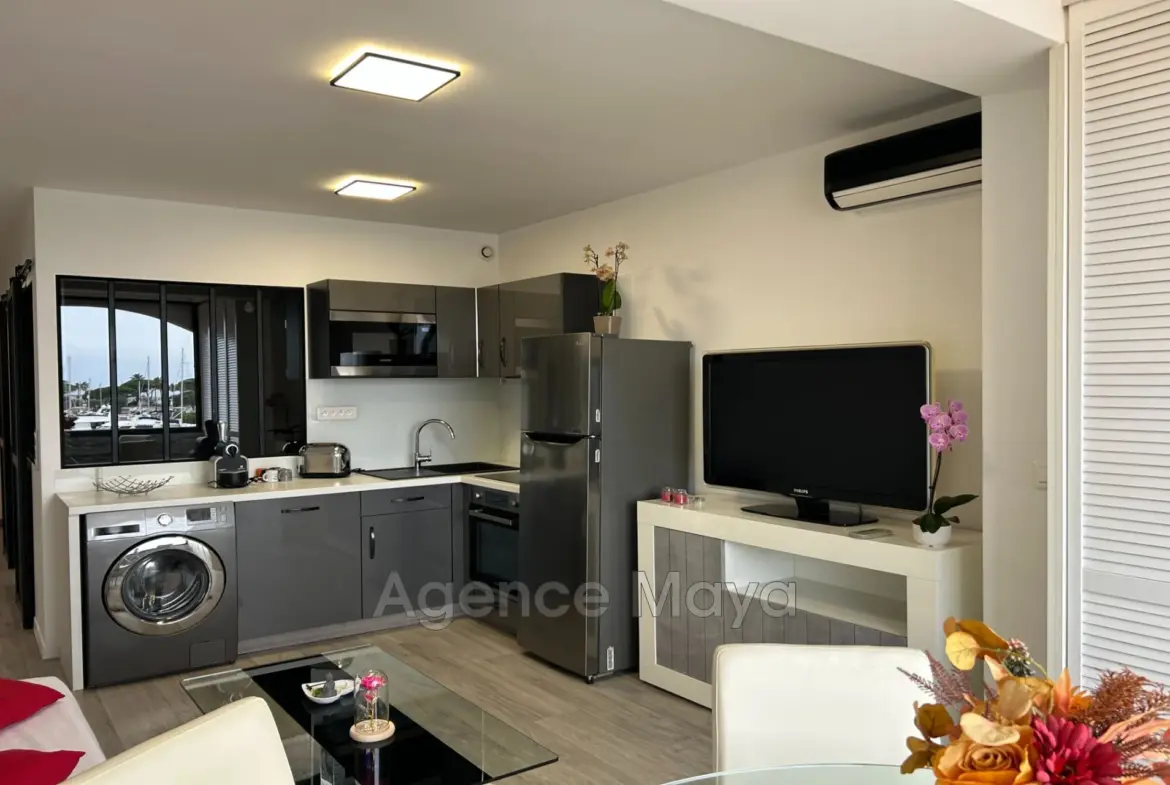 Appartement rénové avec vue mer à Cogolin – Idéal vacances ou résidence principale 