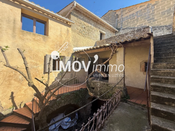 Achat maison de village en pierres avec terrasses à Saint-Quentin-la-Poterie